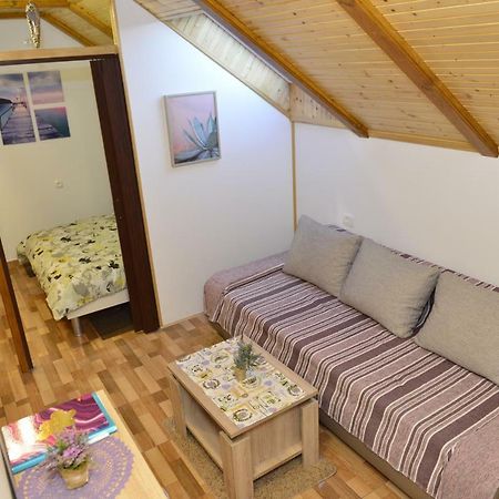 Apartmani Miscevic 조시프돌 외부 사진