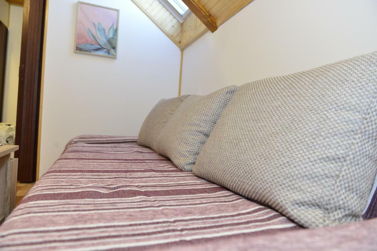 Apartmani Miscevic 조시프돌 외부 사진